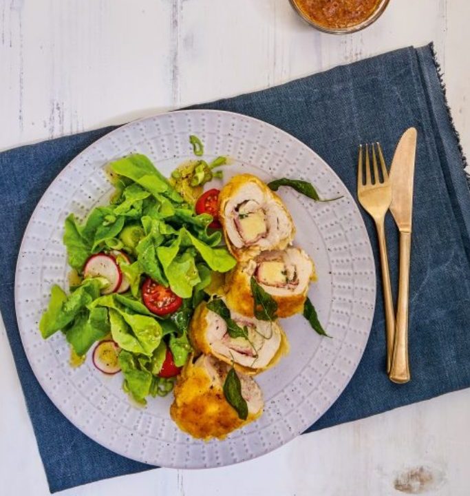 Panierte Hähnchen Cordon Bleu-Rolle